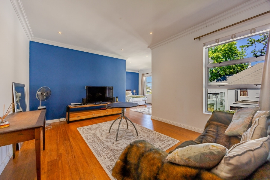 5 Bedroom Property for Sale in Kenilworth Upper Western Cape